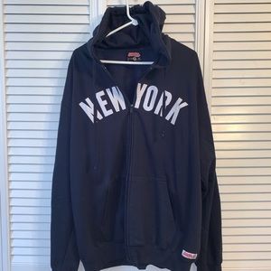 NY YANKEES ZIP UP SWEATSHIRT